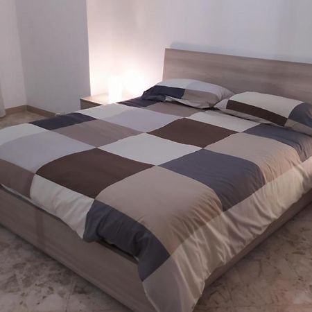 Malias Apartamento Bari Exterior foto