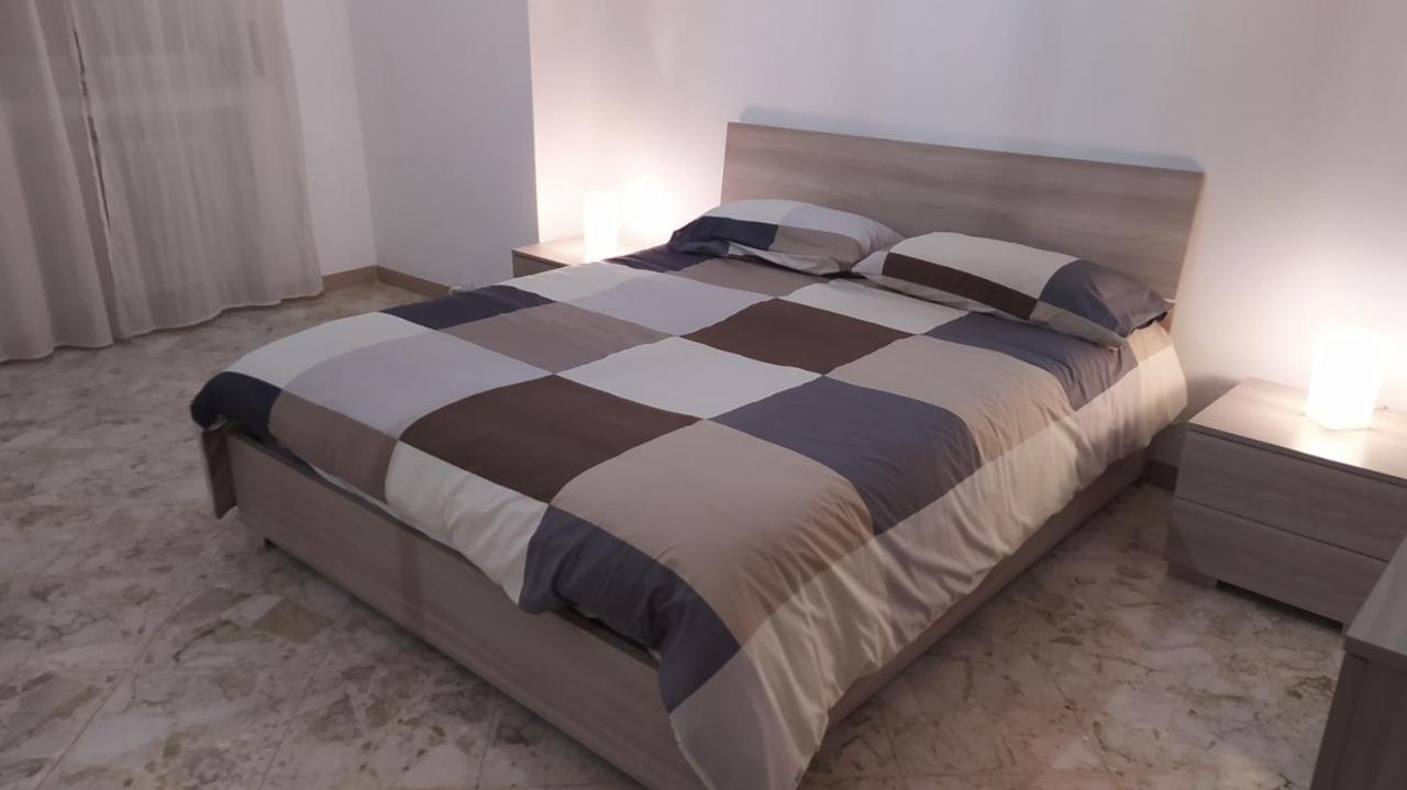 Malias Apartamento Bari Exterior foto